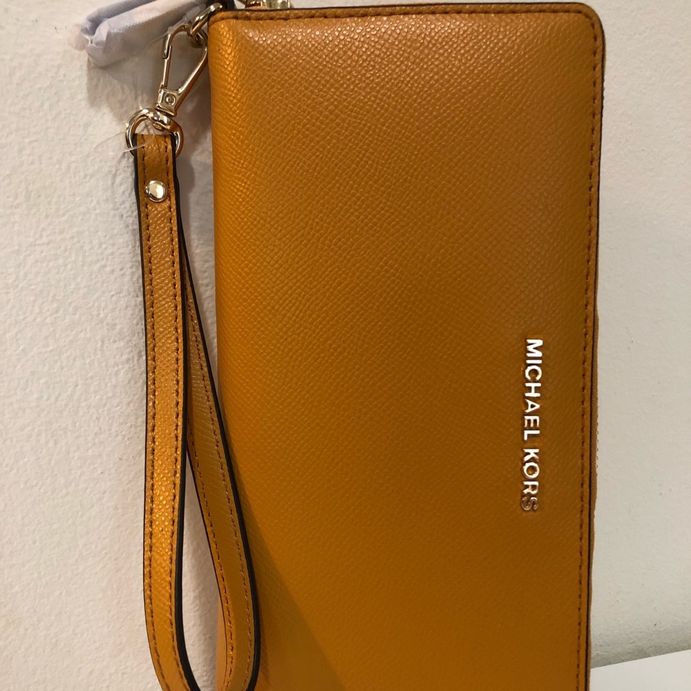 Michael Kors Leather Zip Around Wallet (Marigold)